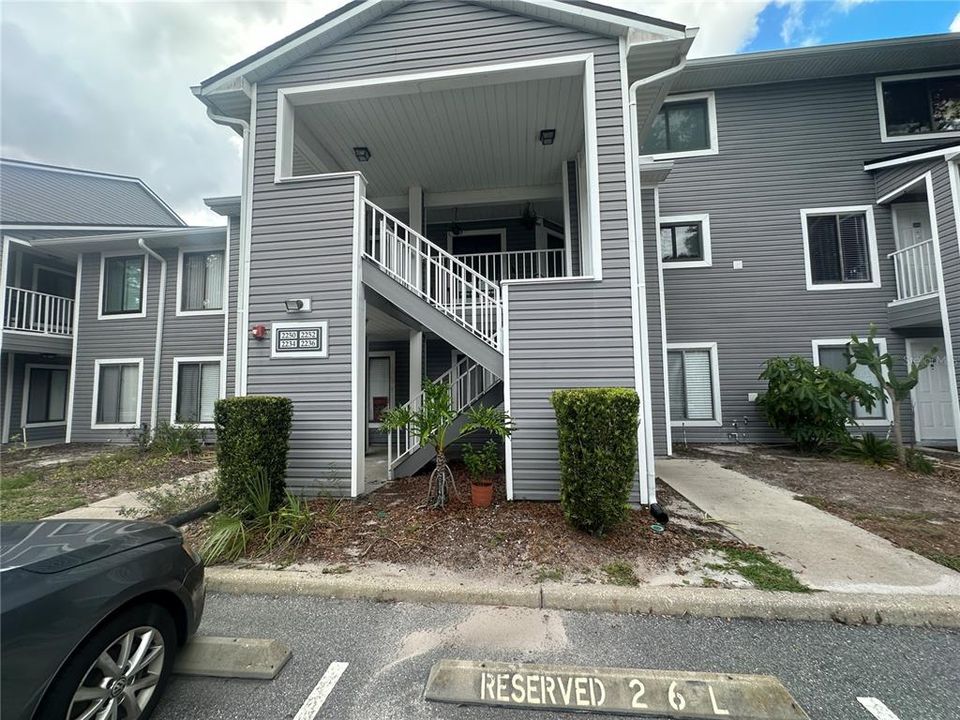 Recently Rented: $1,450 (2 beds, 2 baths, 874 Square Feet)