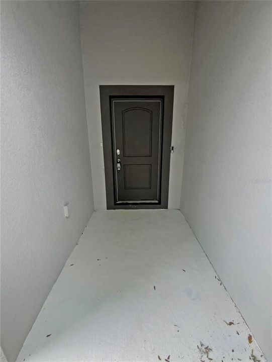 На продажу: $253,000 (4 спален, 2 ванн, 1358 Квадратных фут)