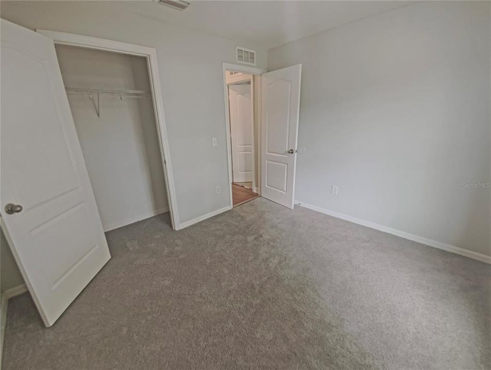 На продажу: $253,000 (4 спален, 2 ванн, 1358 Квадратных фут)