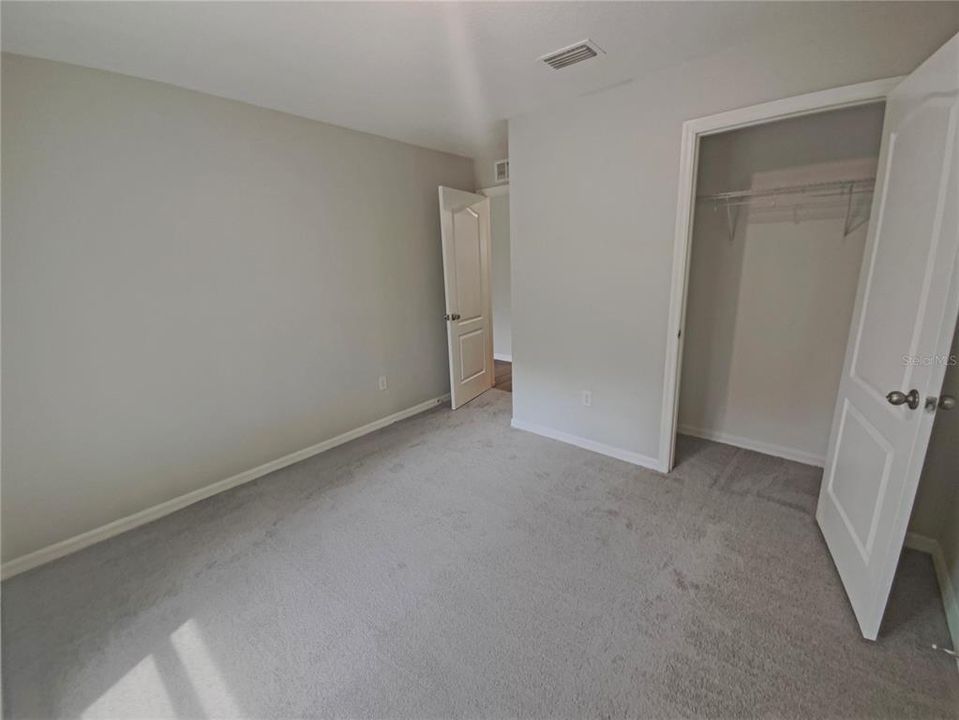 На продажу: $253,000 (4 спален, 2 ванн, 1358 Квадратных фут)