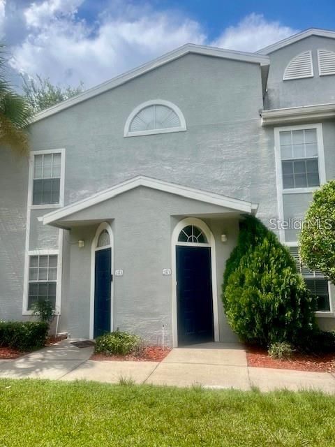 Recently Rented: $1,750 (2 beds, 2 baths, 1098 Square Feet)