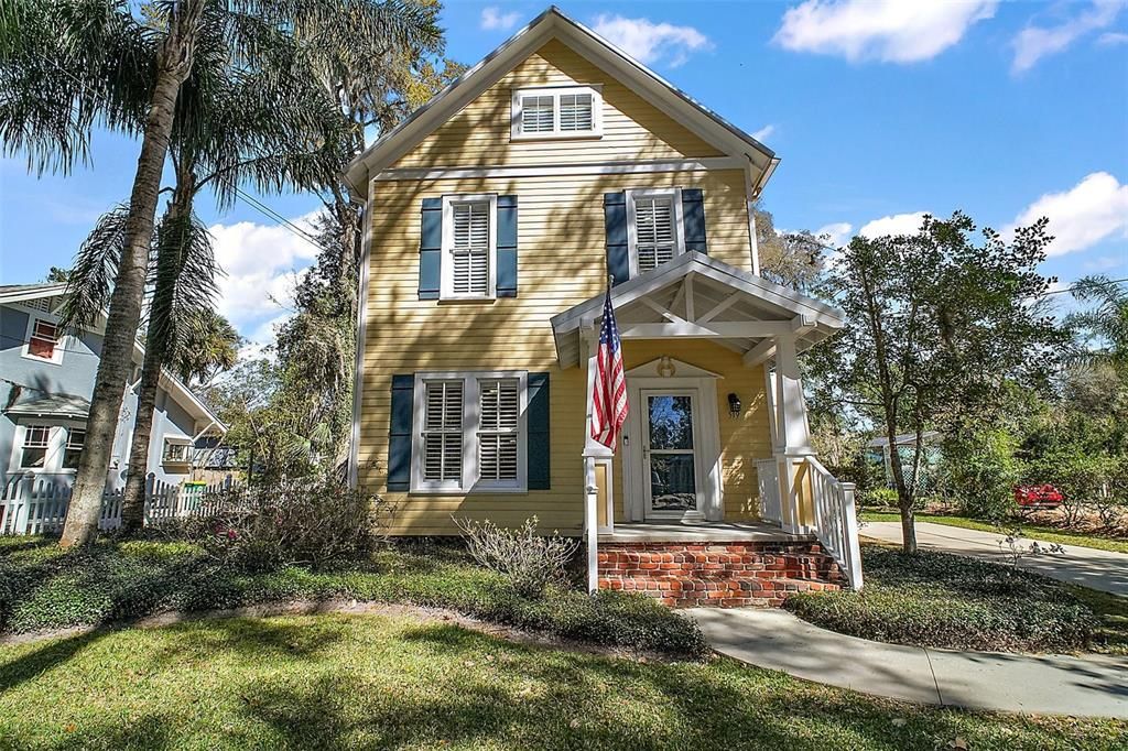 Recently Sold: $459,900 (3 beds, 2 baths, 2100 Square Feet)