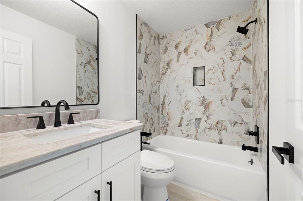 For Sale: $399,900 (3 beds, 2 baths, 1590 Square Feet)