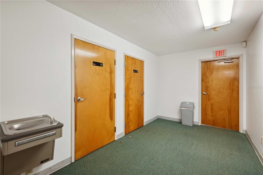 Active With Contract: $695,000 (0 beds, 0 baths, 5917 Square Feet)