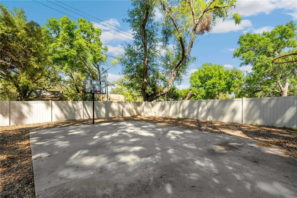 Active With Contract: $695,000 (0 beds, 0 baths, 5917 Square Feet)