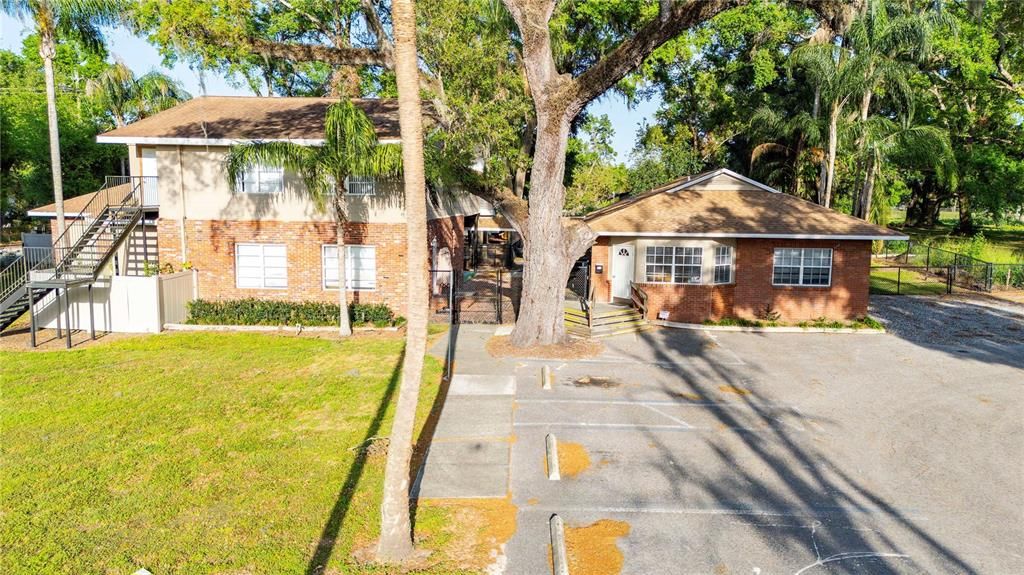 Active With Contract: $695,000 (0 beds, 0 baths, 5917 Square Feet)