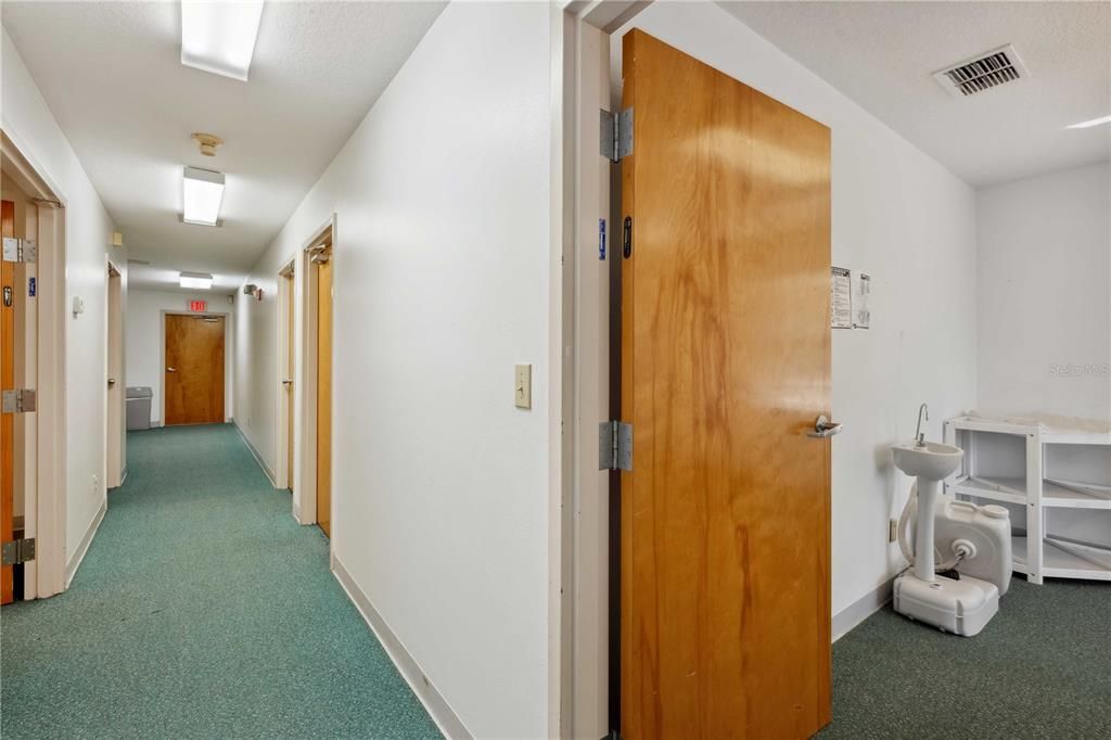 Active With Contract: $695,000 (0 beds, 0 baths, 5917 Square Feet)