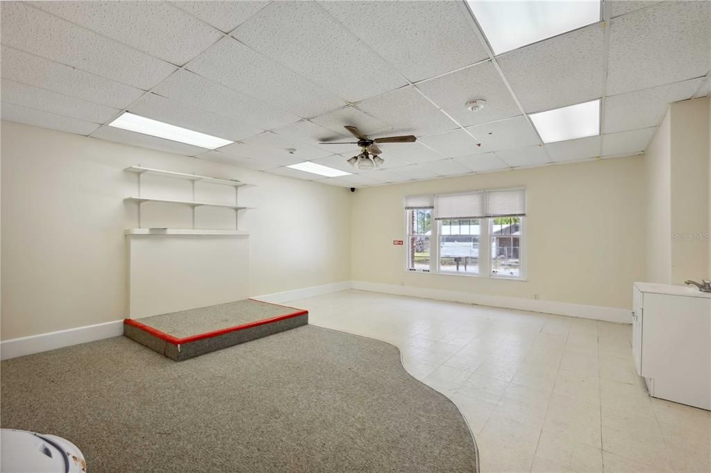 Active With Contract: $695,000 (0 beds, 0 baths, 5917 Square Feet)