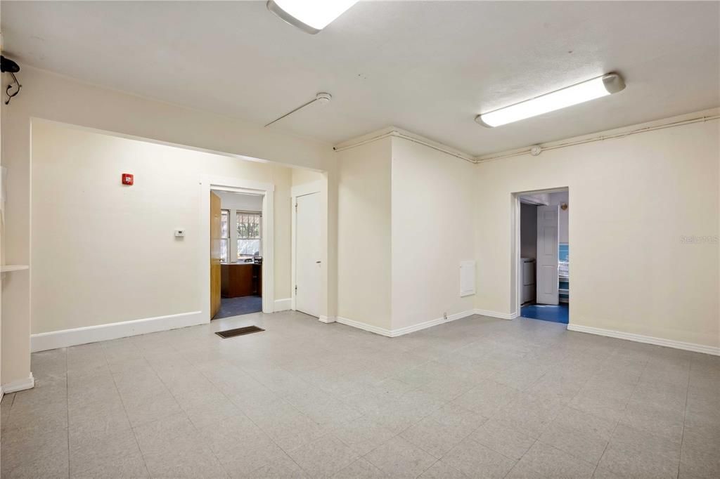 Active With Contract: $695,000 (0 beds, 0 baths, 5917 Square Feet)