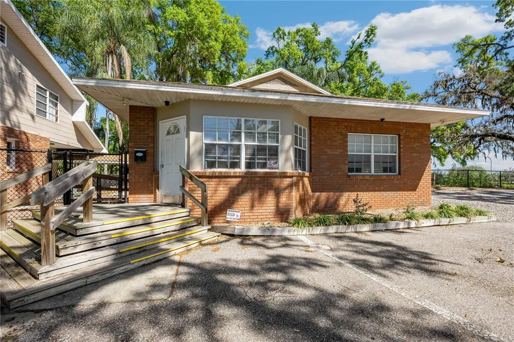 Active With Contract: $695,000 (0 beds, 0 baths, 5917 Square Feet)