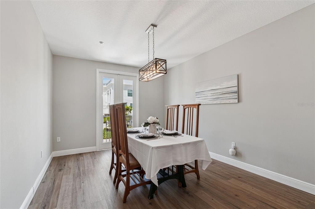 待售: $1,165,000 (3 贝兹, 2 浴室, 2260 平方英尺)