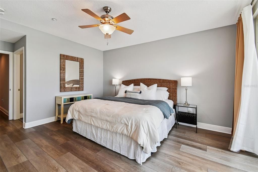 待售: $1,165,000 (3 贝兹, 2 浴室, 2260 平方英尺)