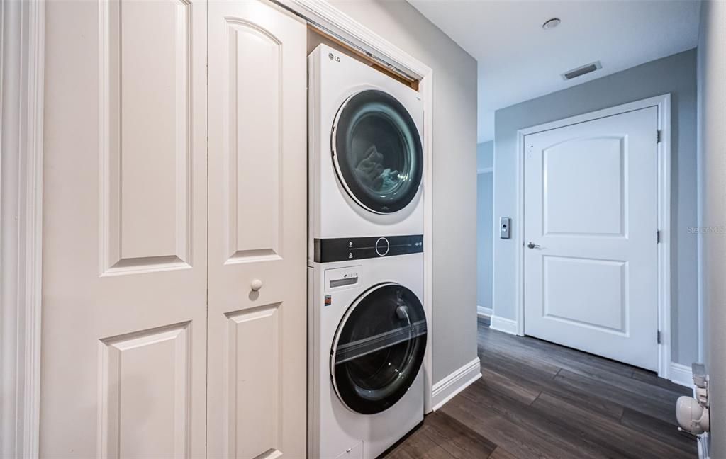 待售: $1,165,000 (3 贝兹, 2 浴室, 2260 平方英尺)