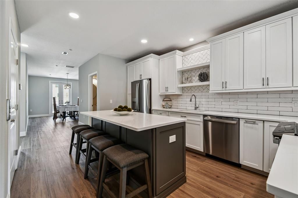 待售: $1,165,000 (3 贝兹, 2 浴室, 2260 平方英尺)