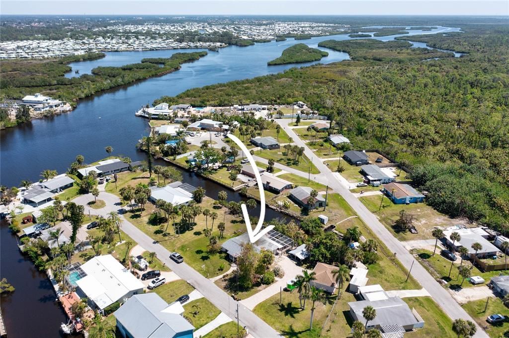 合同活跃: $274,000 (3 贝兹, 2 浴室, 1713 平方英尺)