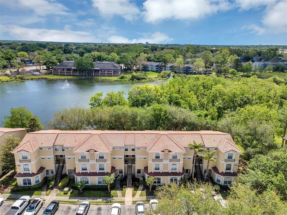 For Sale: $290,000 (2 beds, 2 baths, 1230 Square Feet)