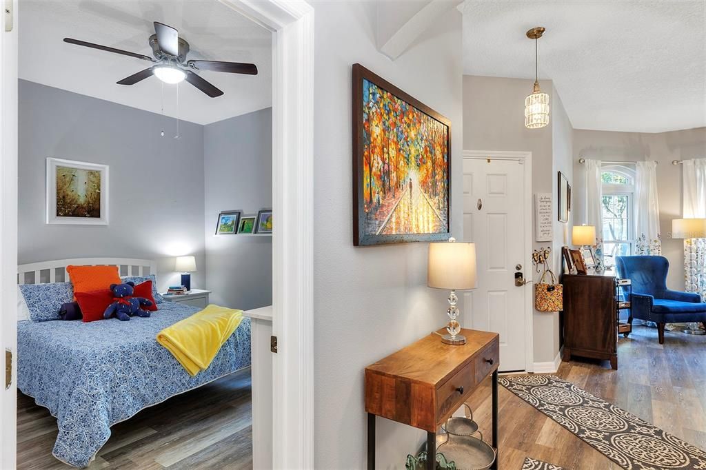 For Sale: $290,000 (2 beds, 2 baths, 1230 Square Feet)