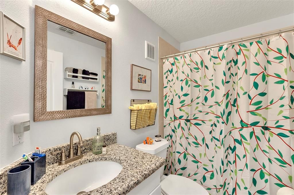 For Sale: $290,000 (2 beds, 2 baths, 1230 Square Feet)