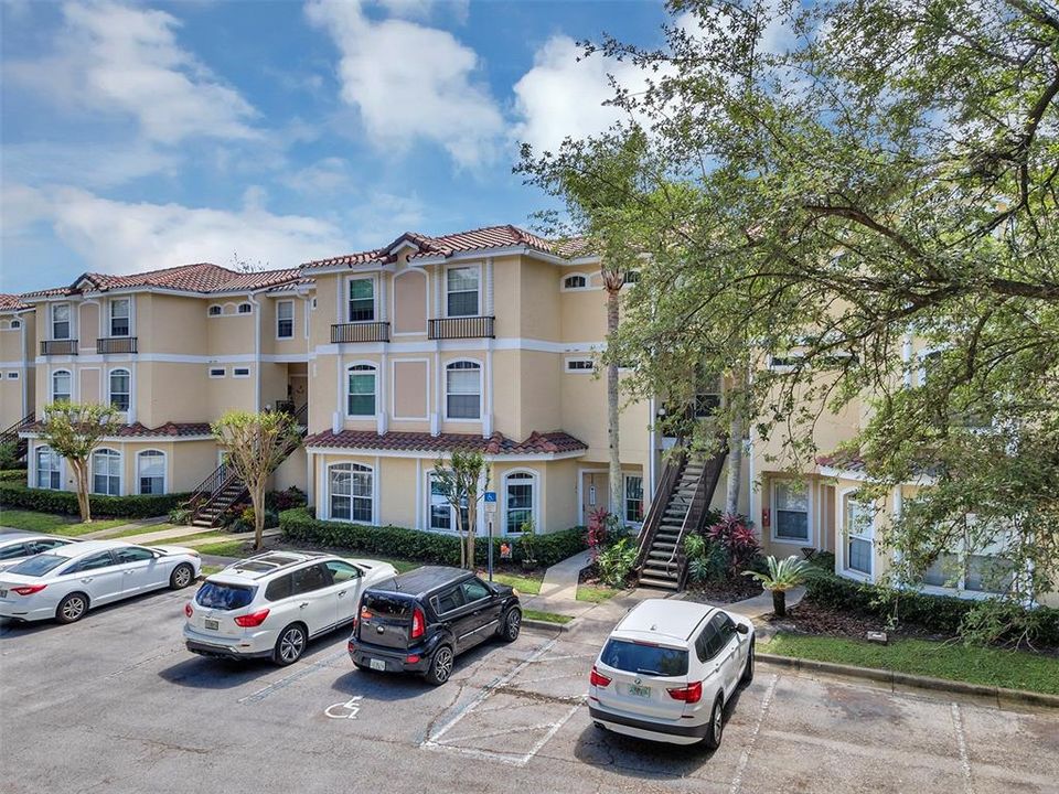 For Sale: $290,000 (2 beds, 2 baths, 1230 Square Feet)