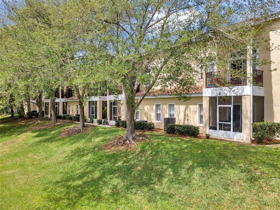 For Sale: $290,000 (2 beds, 2 baths, 1230 Square Feet)