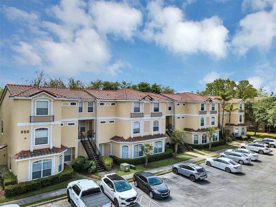 For Sale: $290,000 (2 beds, 2 baths, 1230 Square Feet)