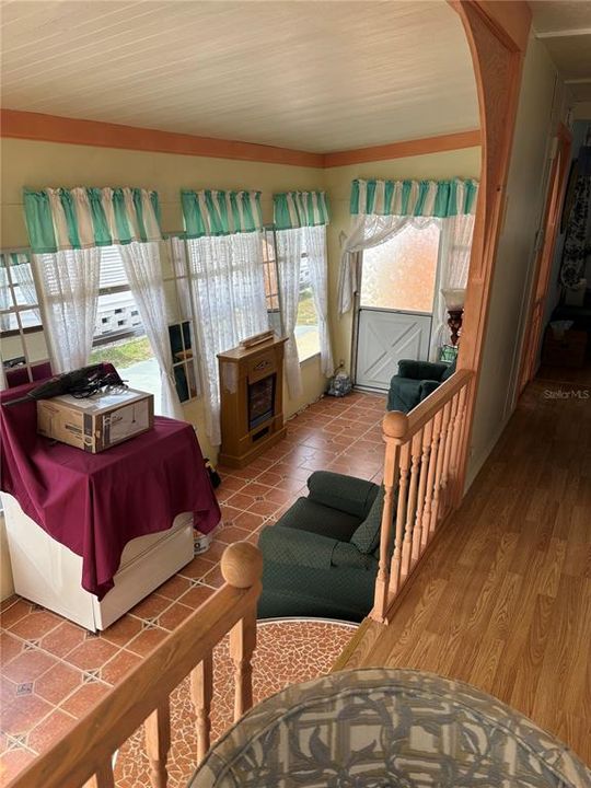 待售: $40,000 (1 贝兹, 1 浴室, 534 平方英尺)