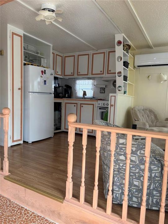 待售: $40,000 (1 贝兹, 1 浴室, 534 平方英尺)