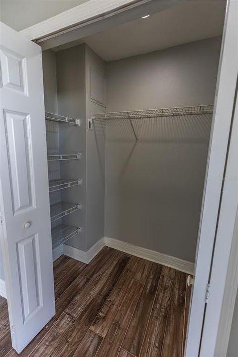 На продажу: $299,000 (2 спален, 1 ванн, 1184 Квадратных фут)