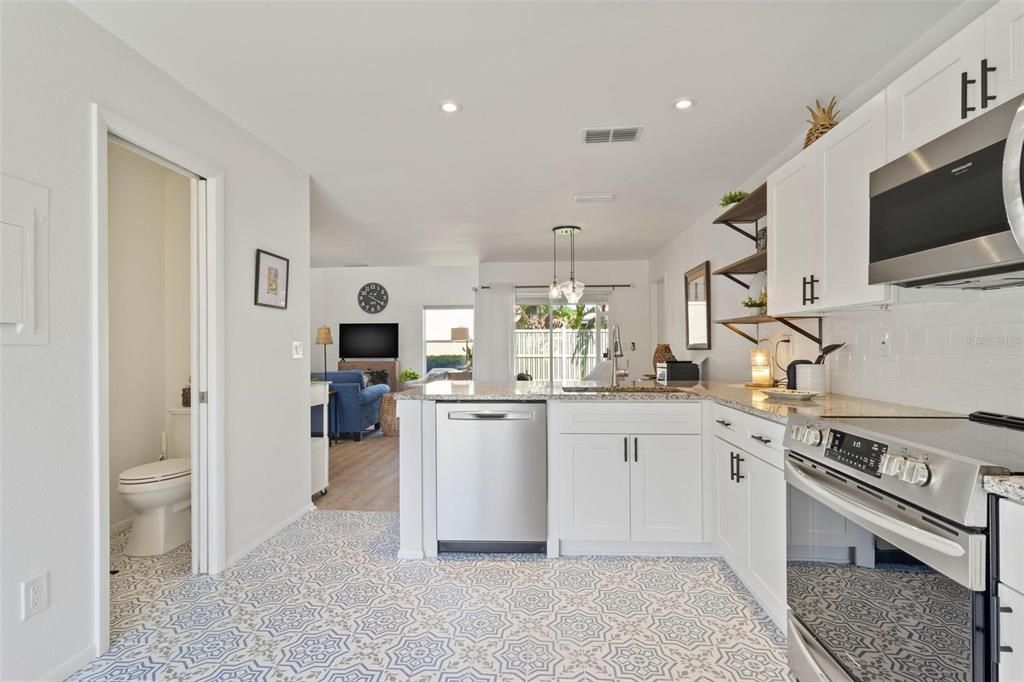 待售: $460,000 (3 贝兹, 2 浴室, 1340 平方英尺)