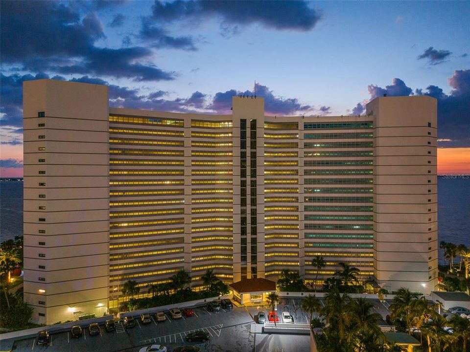 En Renta: $18,000 (3 camas, 2 baños, 2315 Pies cuadrados)