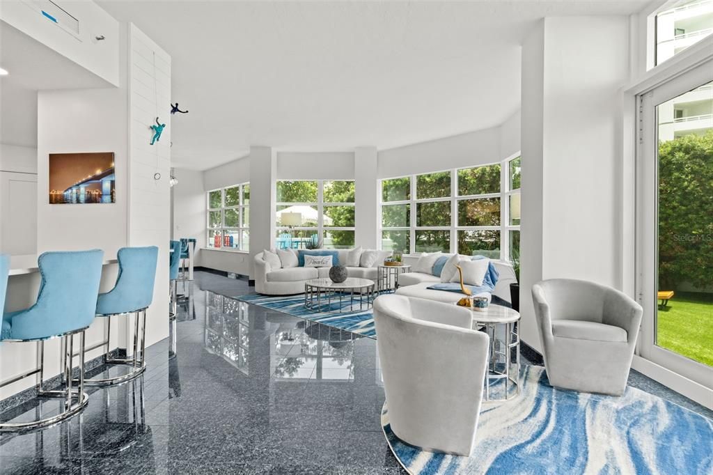 En Renta: $18,000 (3 camas, 2 baños, 2315 Pies cuadrados)