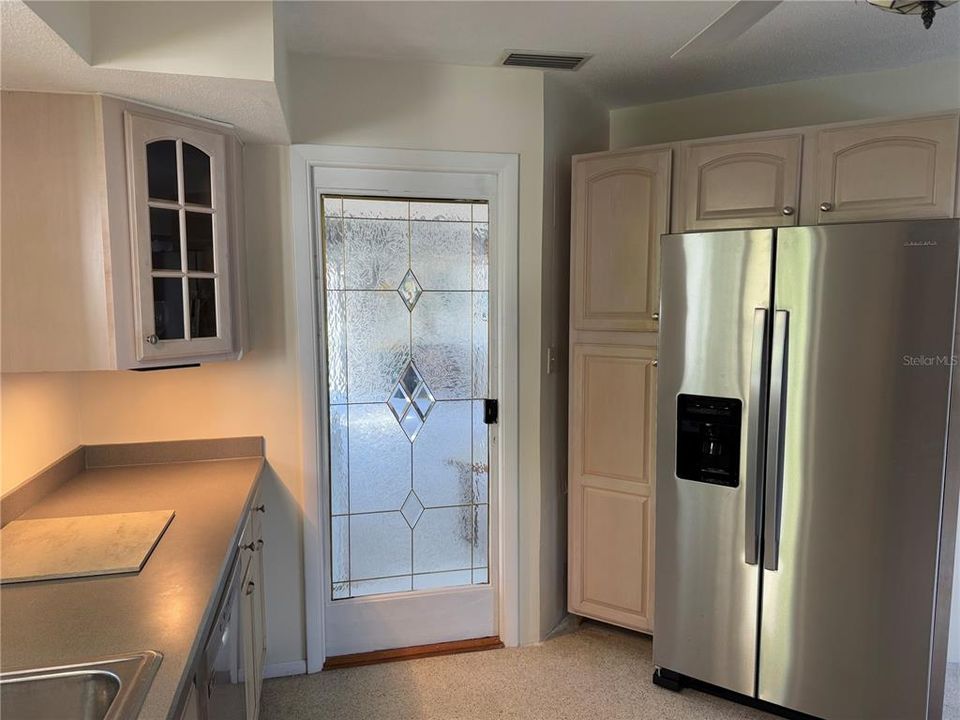 For Rent: $2,675 (2 beds, 2 baths, 1575 Square Feet)