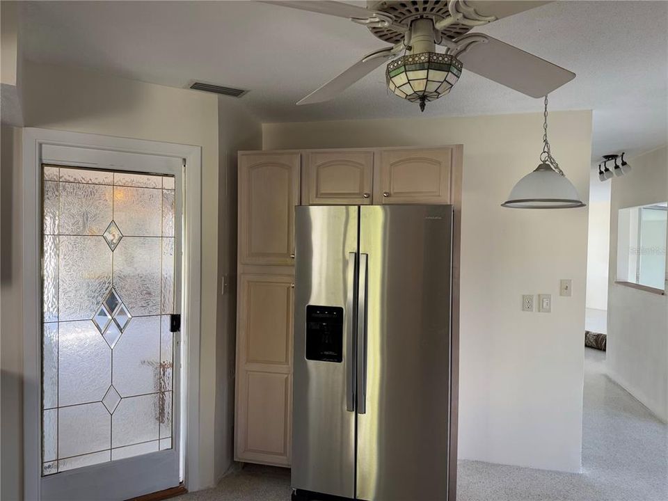 For Rent: $2,675 (2 beds, 2 baths, 1575 Square Feet)