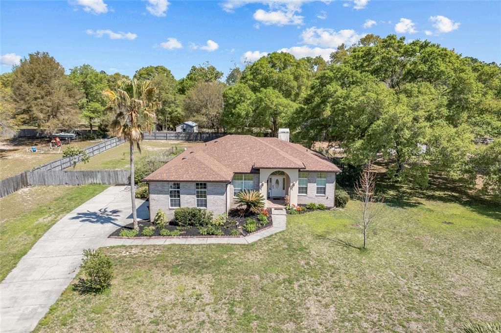 Recently Sold: $439,000 (3 beds, 2 baths, 2112 Square Feet)