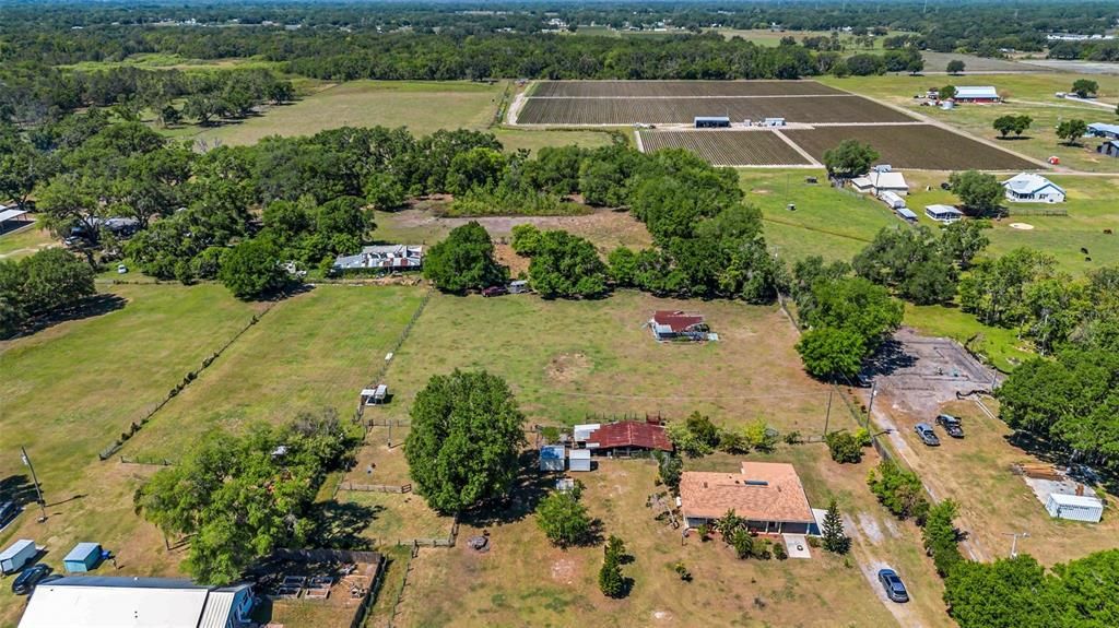 Active With Contract: $660,000 (3 beds, 2 baths, 1969 Square Feet)