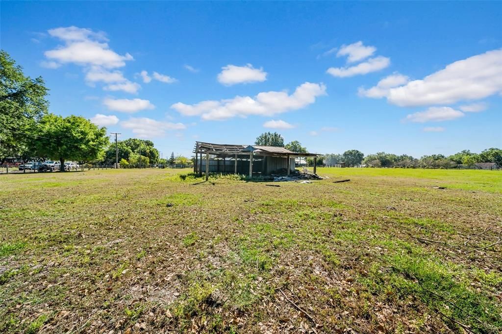 Active With Contract: $660,000 (3 beds, 2 baths, 1969 Square Feet)