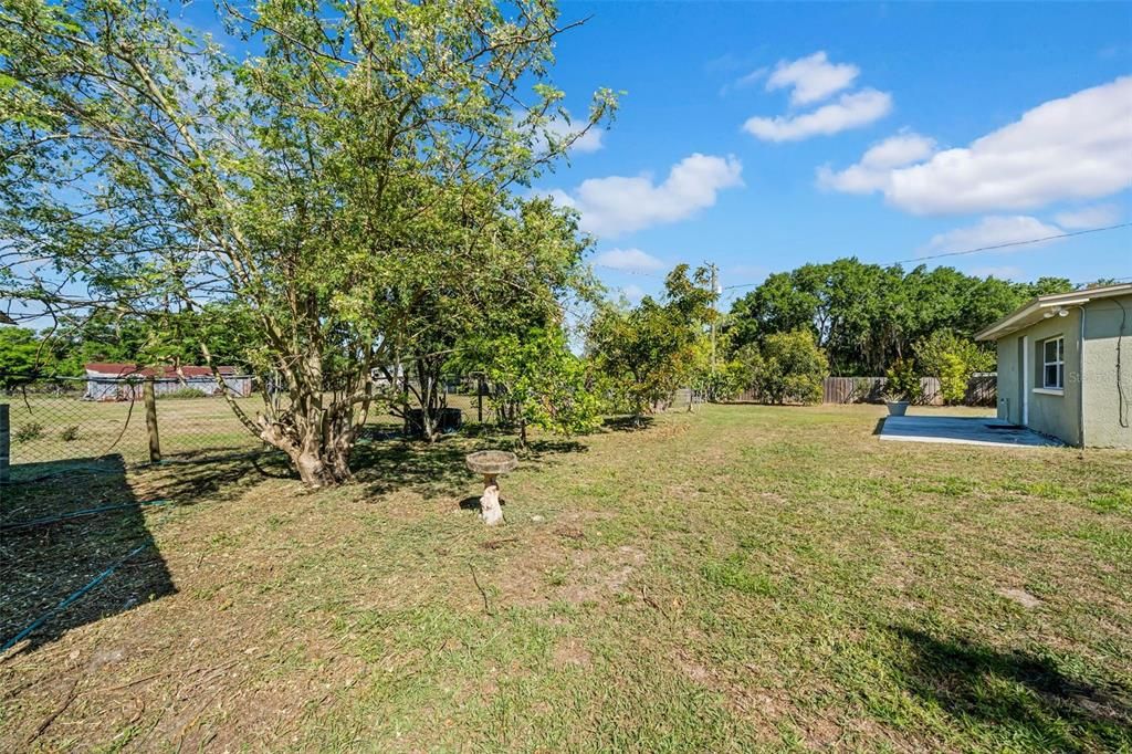 Active With Contract: $660,000 (3 beds, 2 baths, 1969 Square Feet)