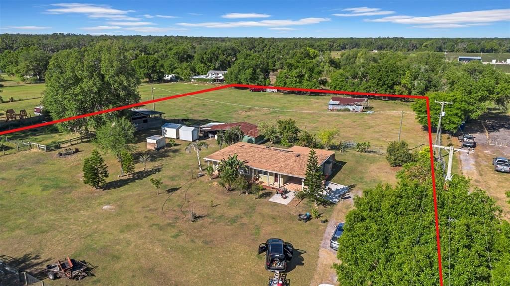 Active With Contract: $660,000 (3 beds, 2 baths, 1969 Square Feet)