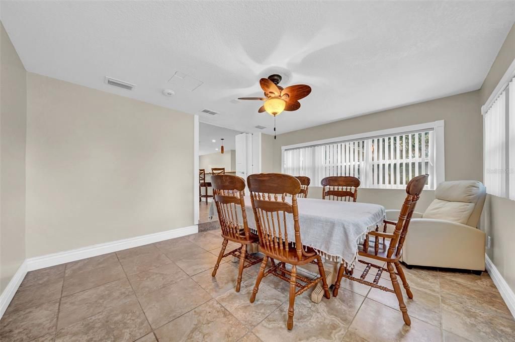 Active With Contract: $660,000 (3 beds, 2 baths, 1969 Square Feet)