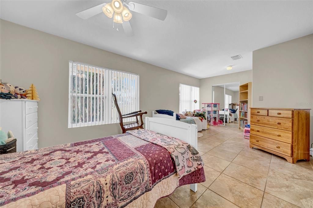 Active With Contract: $660,000 (3 beds, 2 baths, 1969 Square Feet)