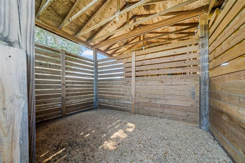 Active With Contract: $660,000 (3 beds, 2 baths, 1969 Square Feet)