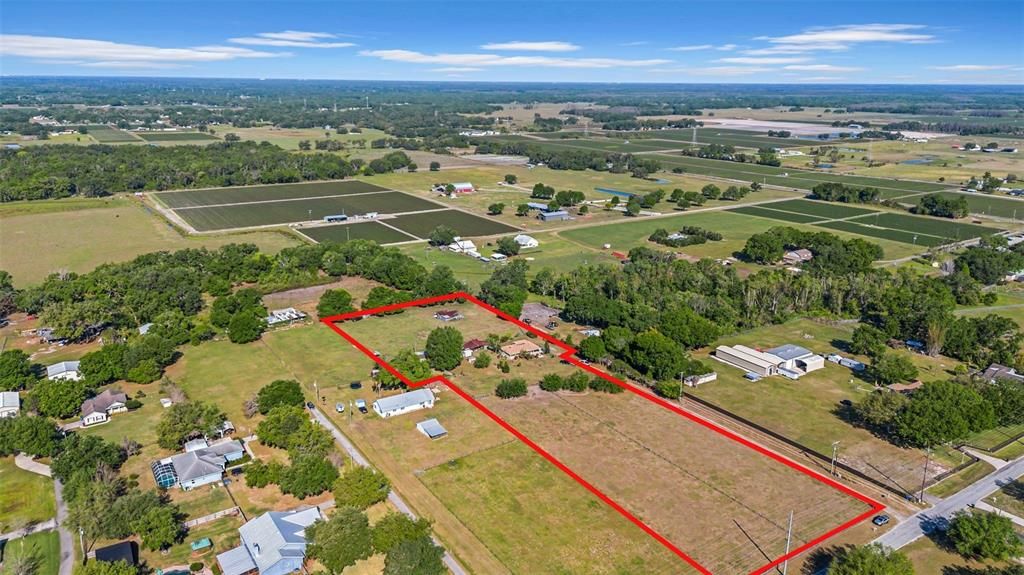 Active With Contract: $660,000 (3 beds, 2 baths, 1969 Square Feet)