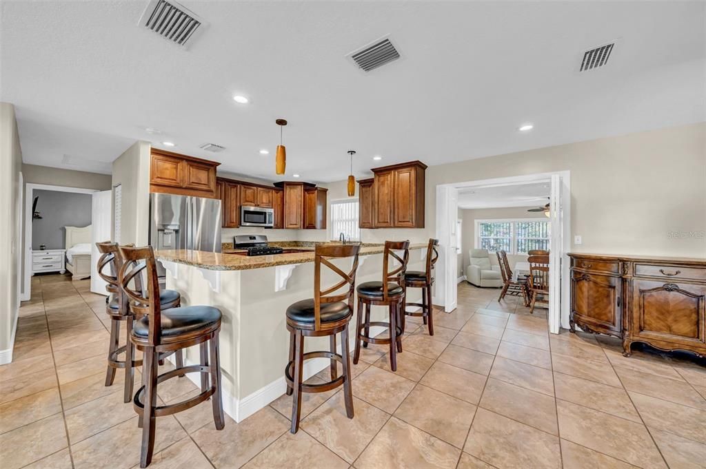 Active With Contract: $660,000 (3 beds, 2 baths, 1969 Square Feet)