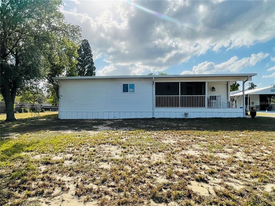 Недавно продано: $295,000 (3 спален, 2 ванн, 1140 Квадратных фут)