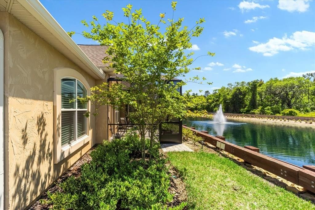 合同活跃: $429,900 (2 贝兹, 2 浴室, 1760 平方英尺)