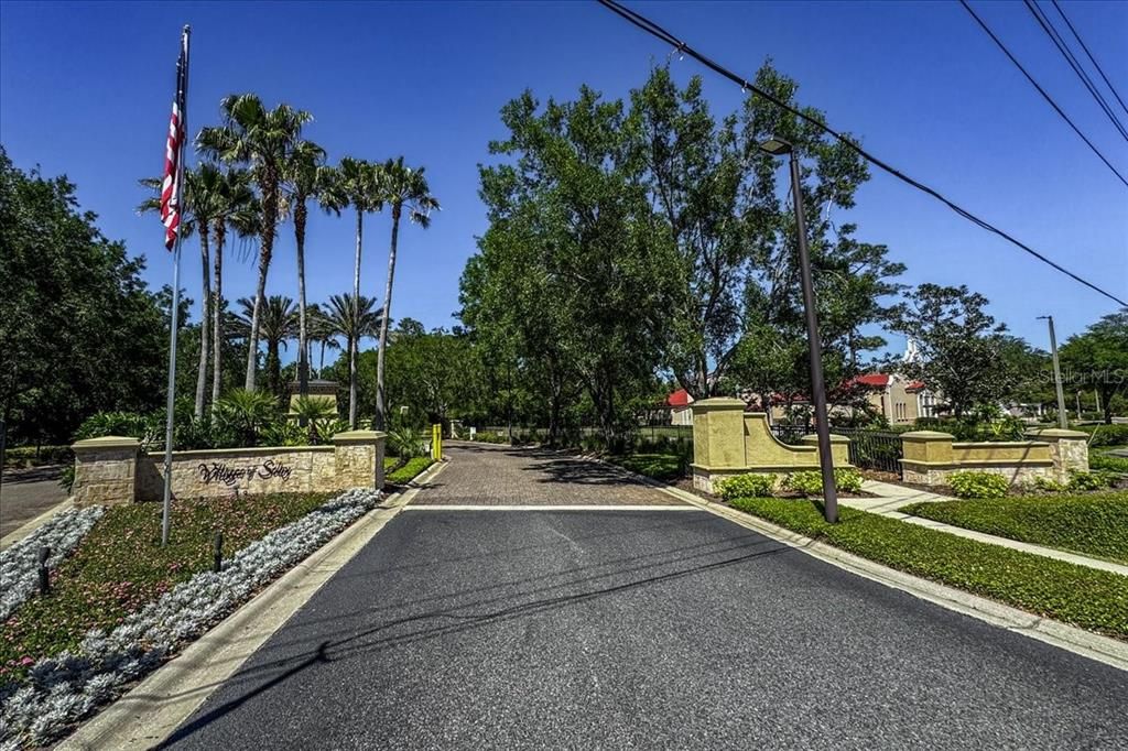 合同活跃: $429,900 (2 贝兹, 2 浴室, 1760 平方英尺)