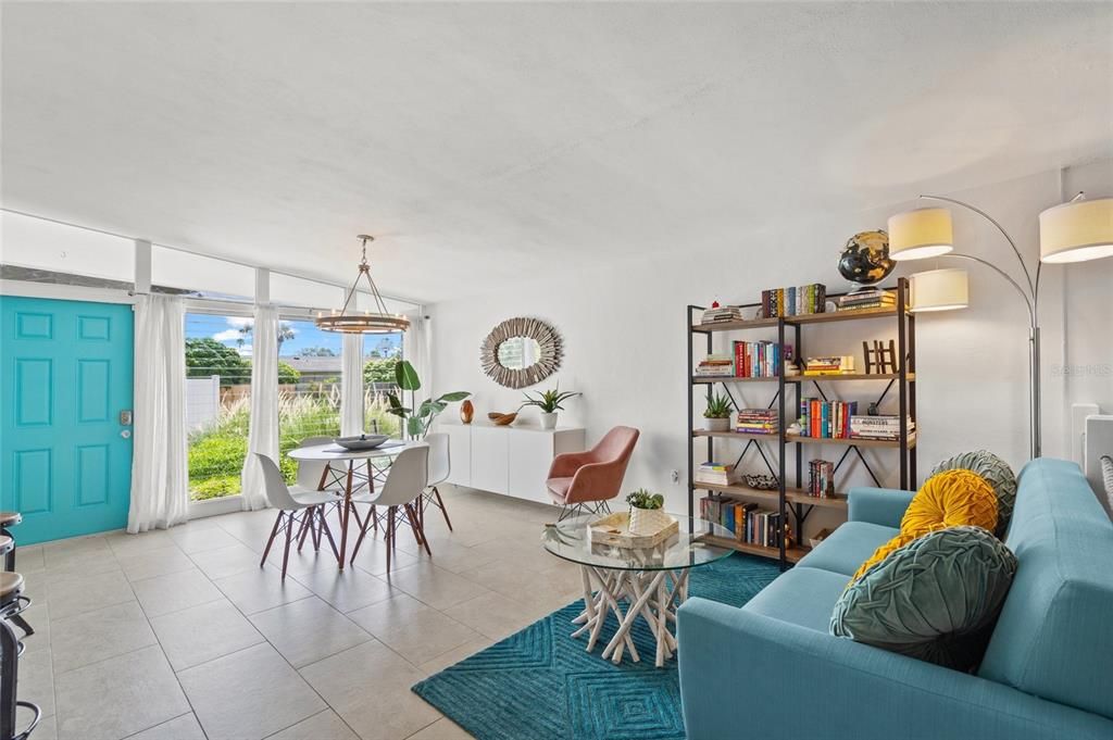 For Sale: $560,000 (2 beds, 2 baths, 1492 Square Feet)