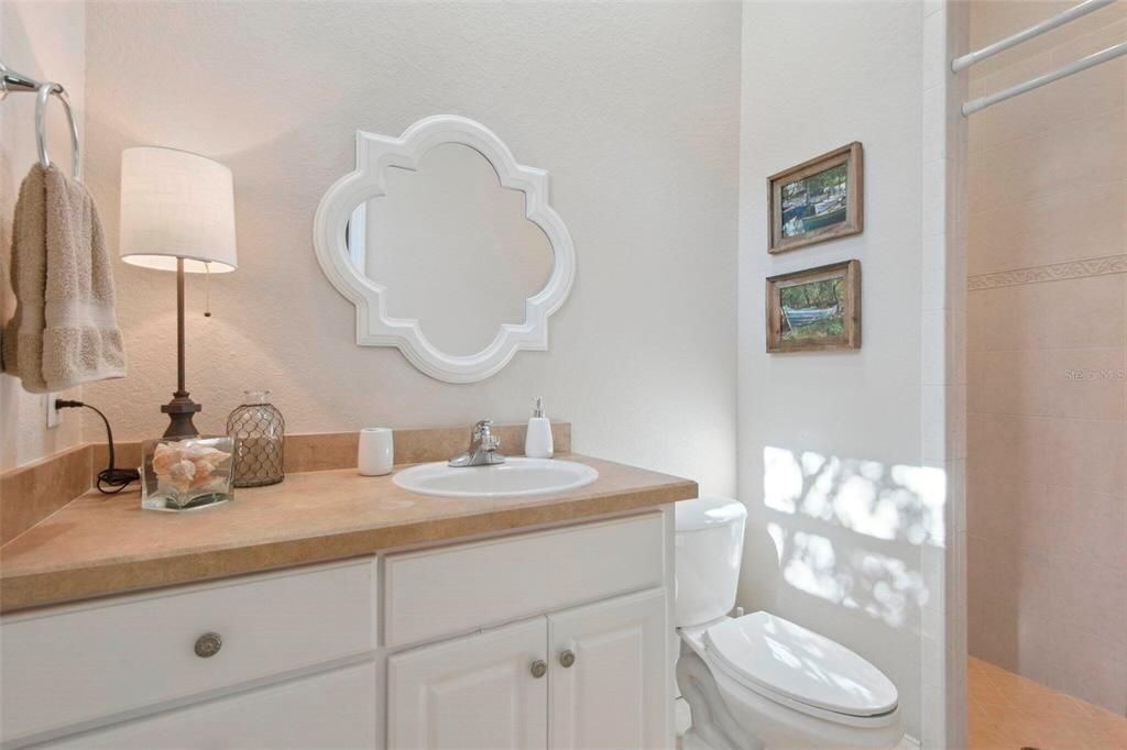 For Sale: $950,000 (4 beds, 4 baths, 3660 Square Feet)