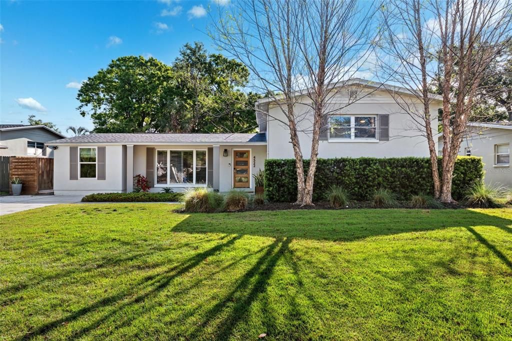 Недавно продано: $600,000 (4 спален, 2 ванн, 1764 Квадратных фут)