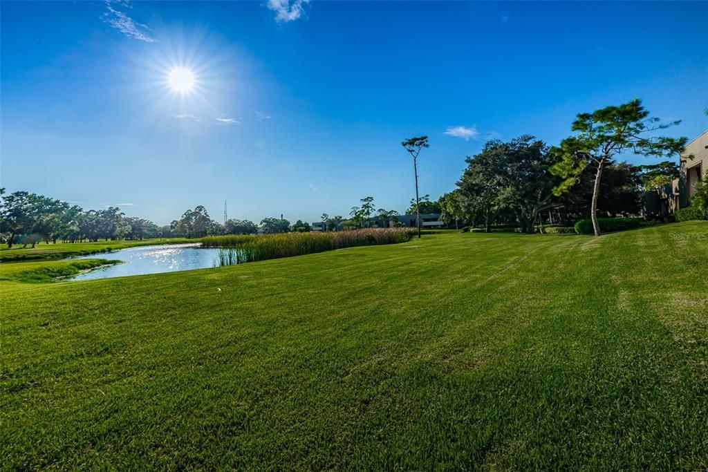 For Sale: $219,900 (1 beds, 1 baths, 825 Square Feet)